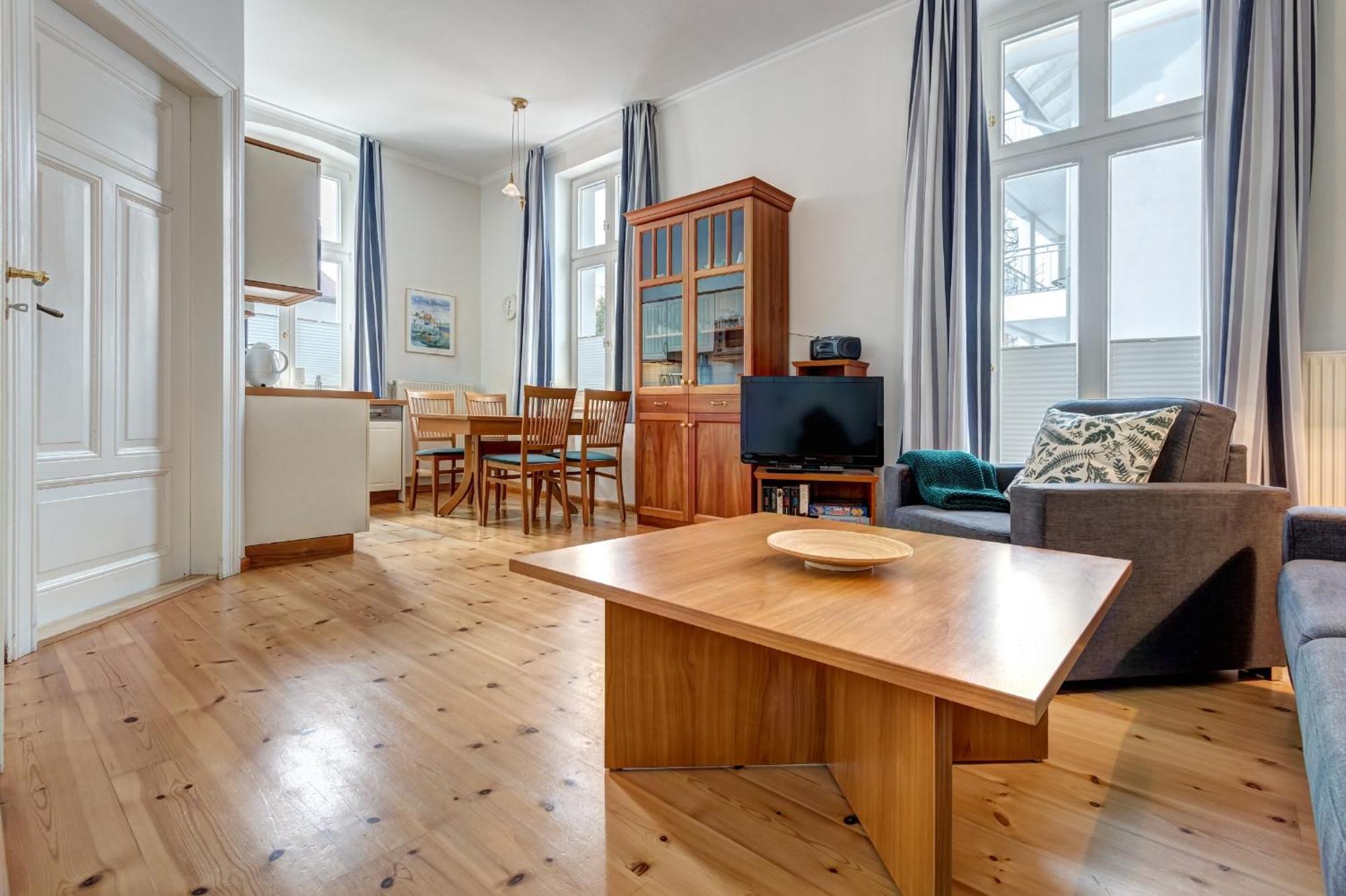 Villa Ahlbeck - Ferienwohnung Kuehlungsborn Heringsdorf  Exterior foto